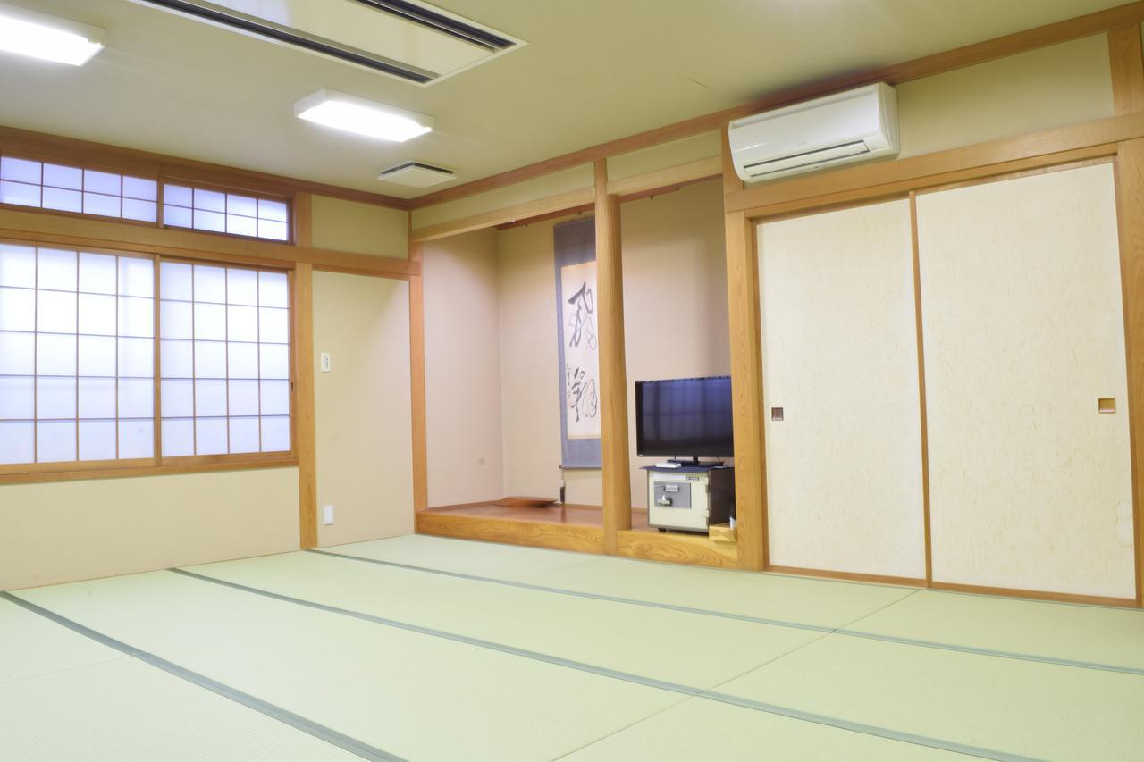 ホテルTakasaki Kannonyama Onsen Kinzanso エクステリア 写真