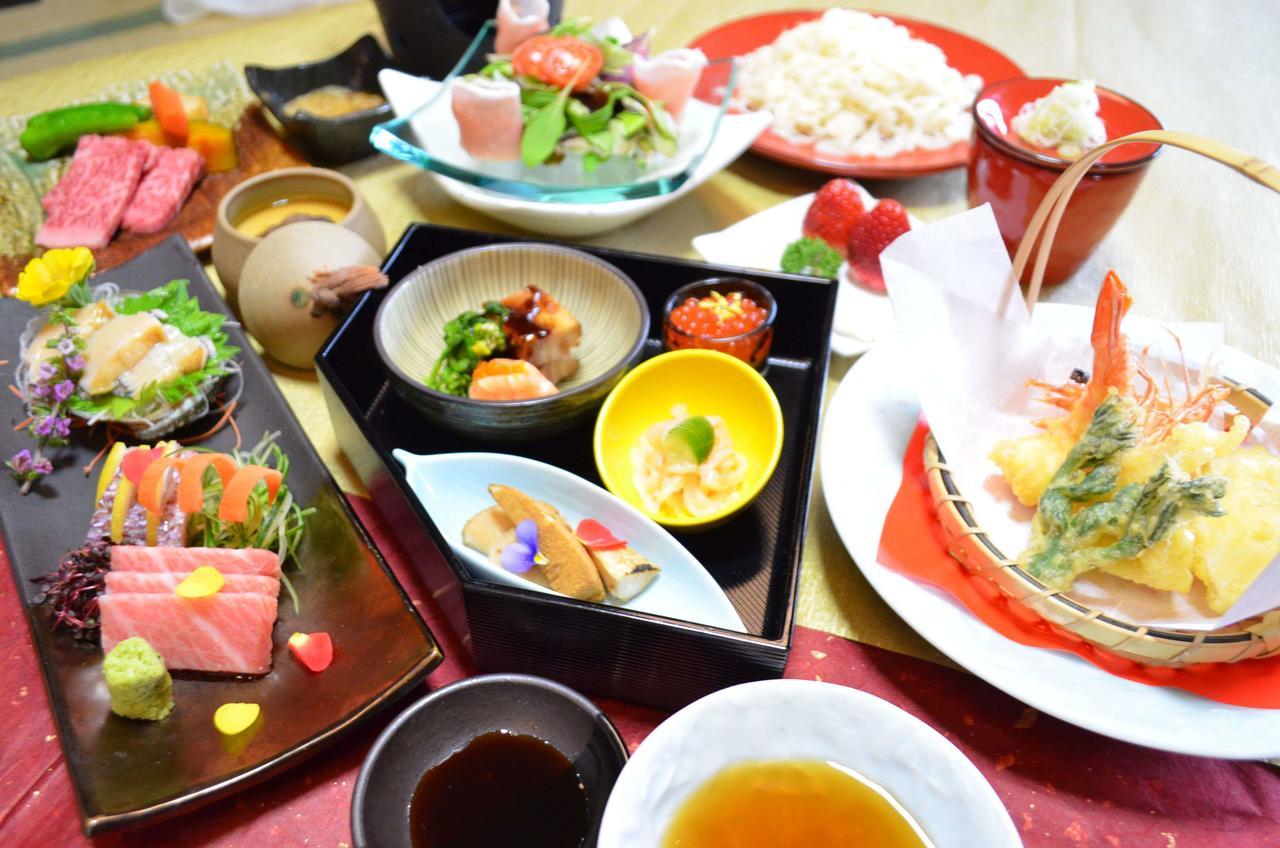 ホテルTakasaki Kannonyama Onsen Kinzanso エクステリア 写真