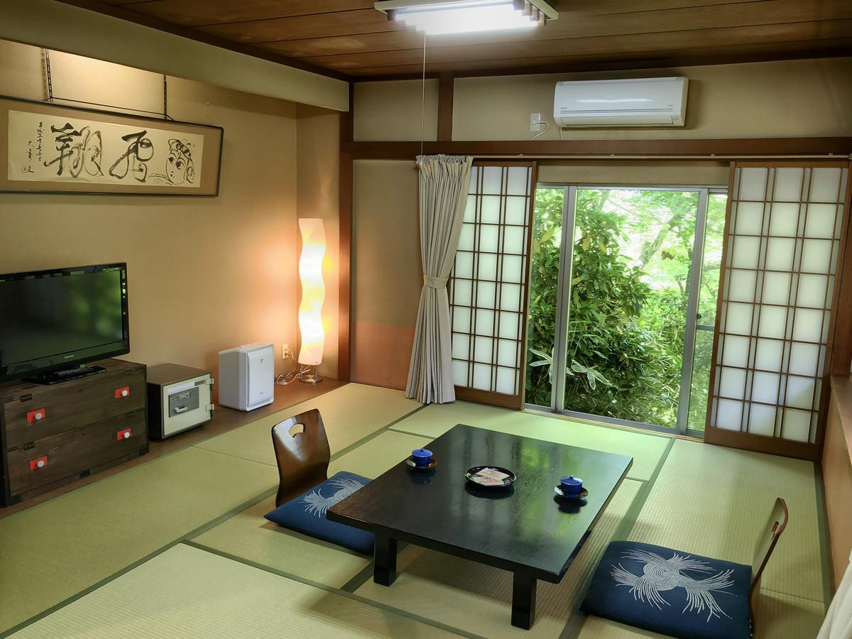 ホテルTakasaki Kannonyama Onsen Kinzanso エクステリア 写真
