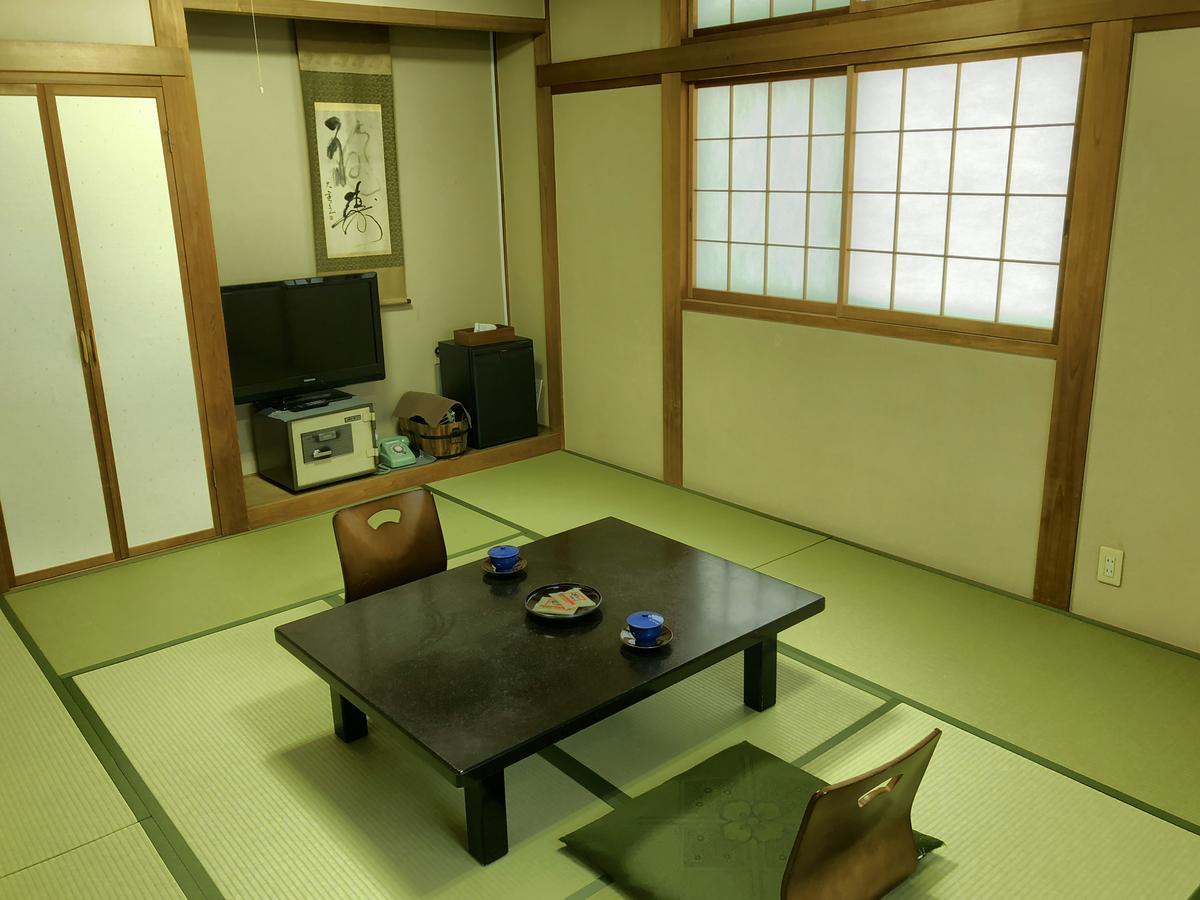 ホテルTakasaki Kannonyama Onsen Kinzanso エクステリア 写真